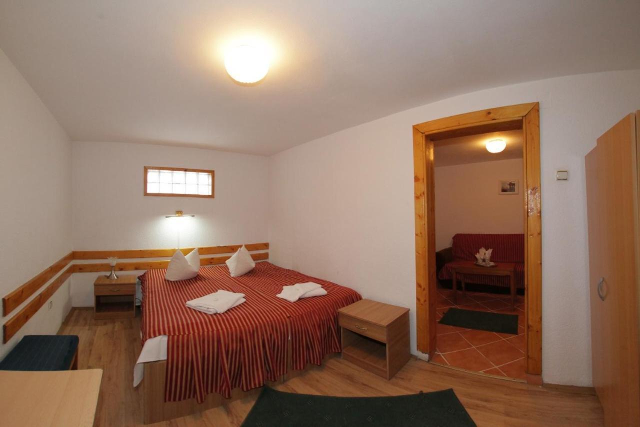 Cazare Casa Cristina Busteni Room photo
